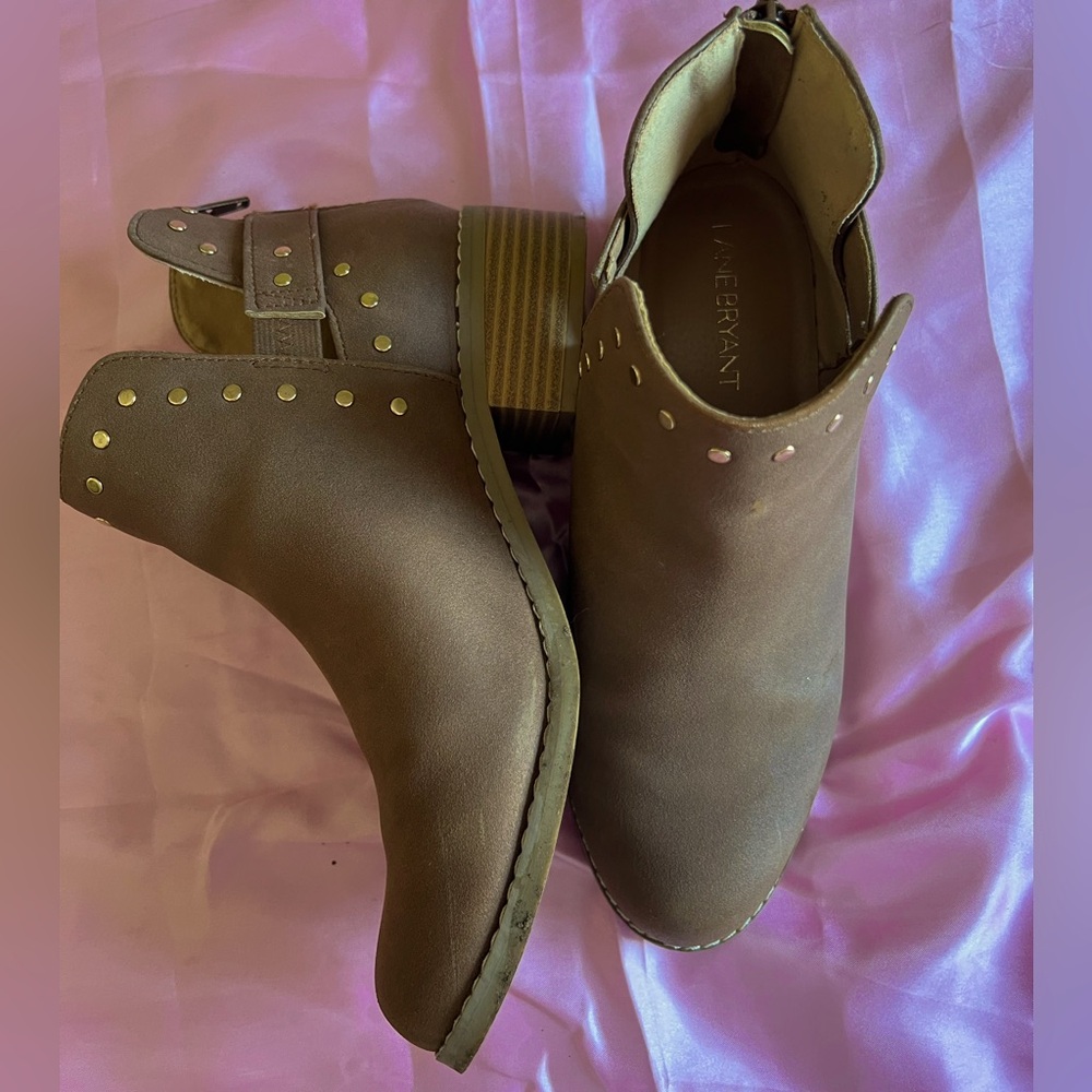 Brown heeled ankle boots size 7